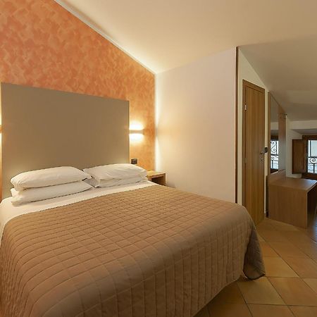 Hotel Sole Assisi Exterior foto