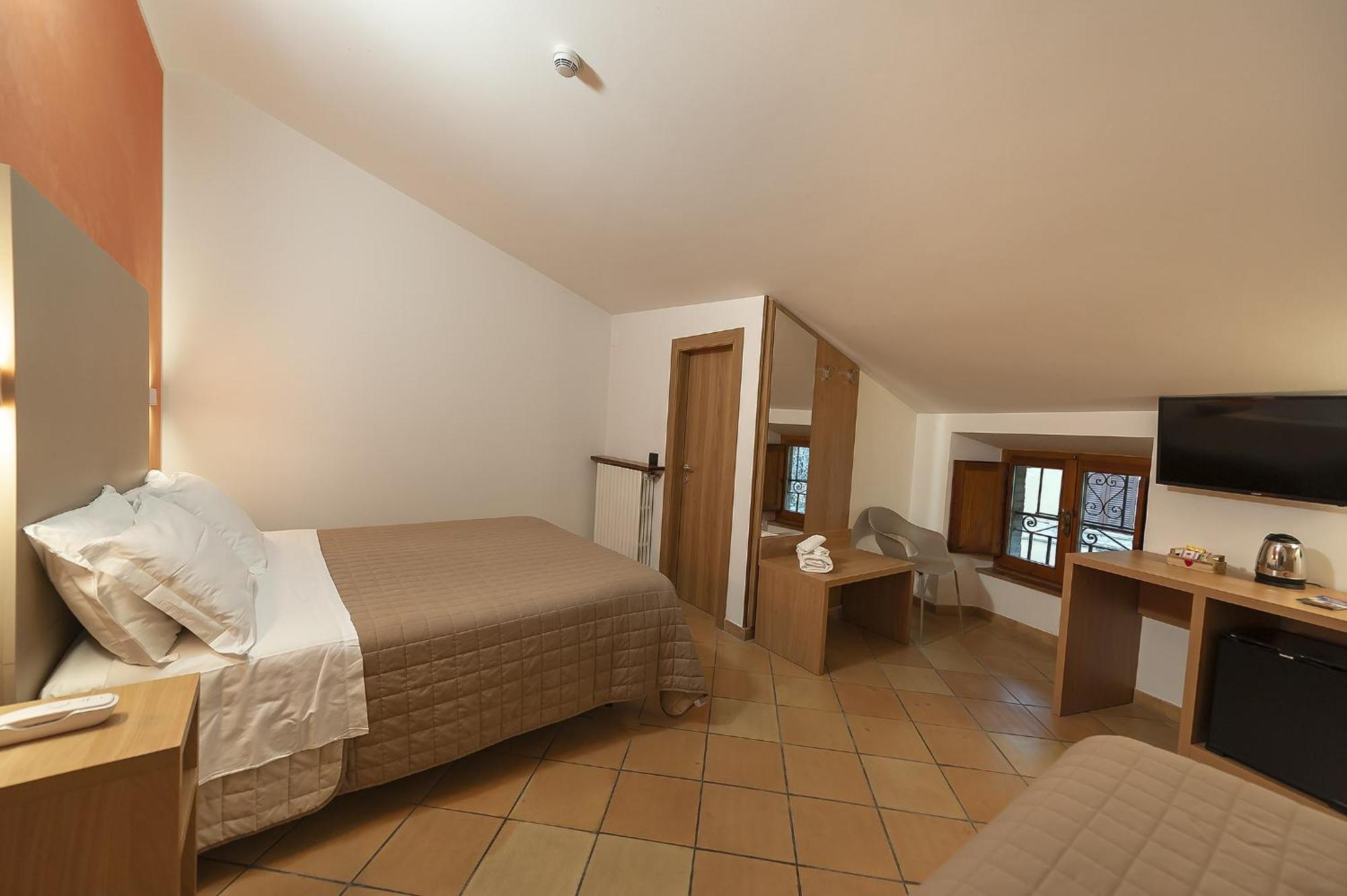 Hotel Sole Assisi Exterior foto
