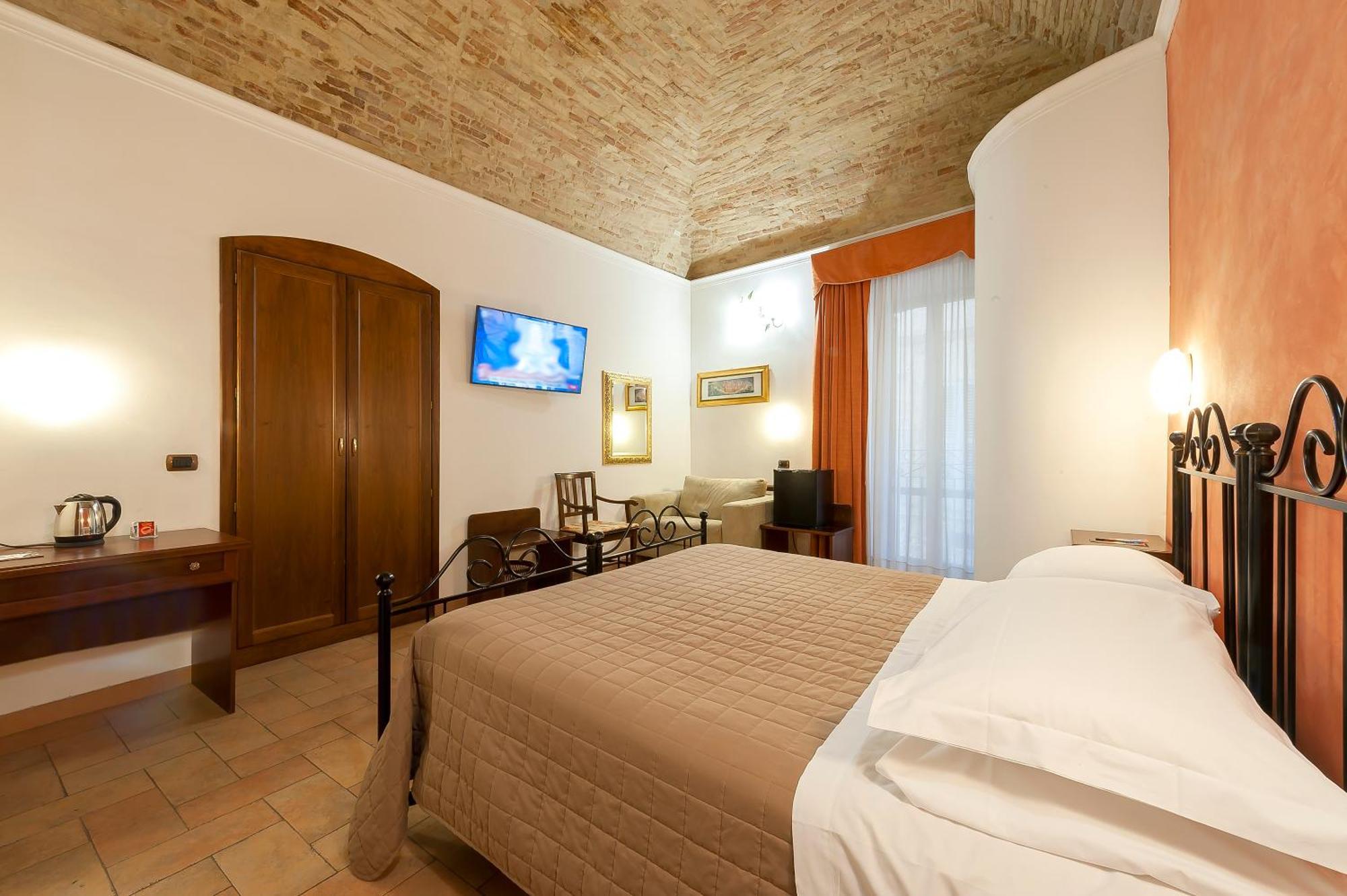 Hotel Sole Assisi Exterior foto