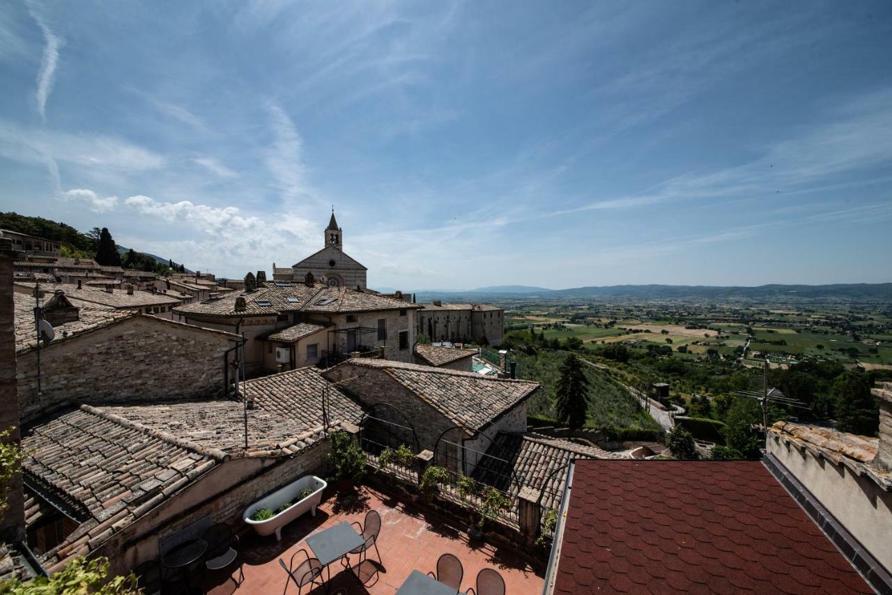 Hotel Sole Assisi Exterior foto